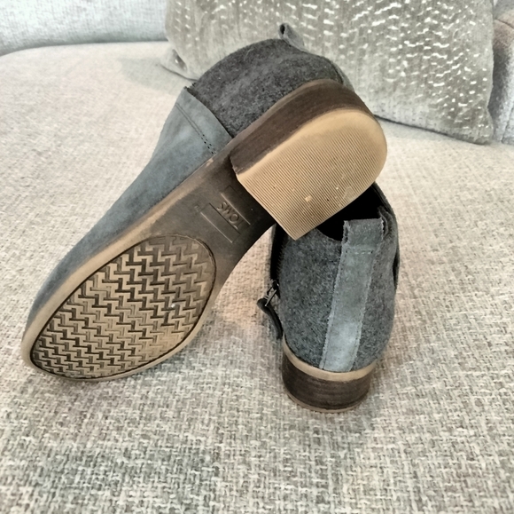 Toms Ankle Boots - Picture 5 of 7
